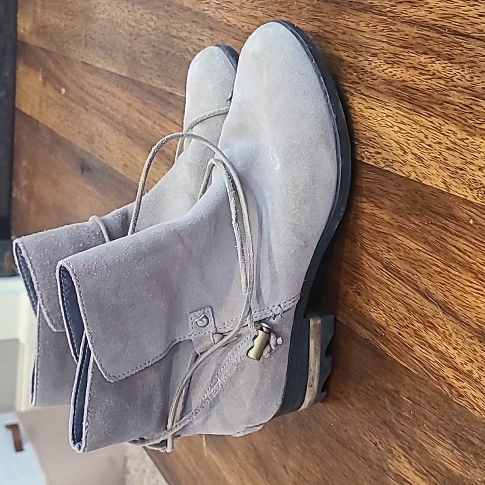 Sorel Farrah Taupe Suede Wrap Around Booties 9 - Picture 1 of 5